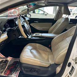 تويوتا أفالون